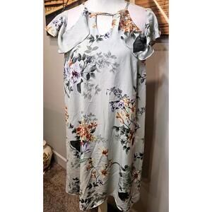 C The Label Light Sage Green Floral Cold Shoulder Dress Size L